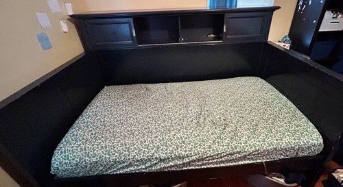 Day bed with built - with,