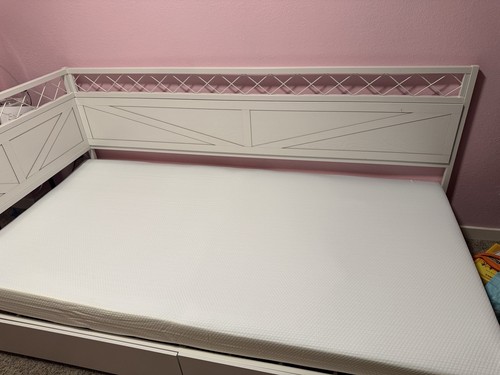 Day bed - bed,